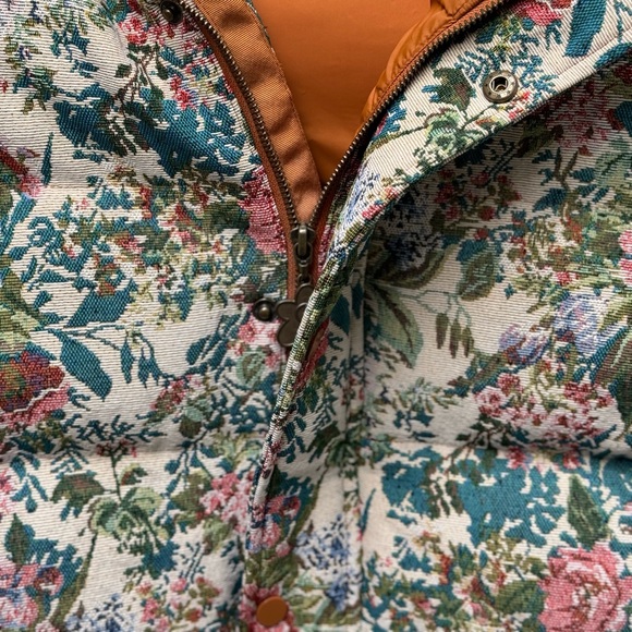 Golf Le Fleur Garden Puffer Jacket - Picture 5 of 8